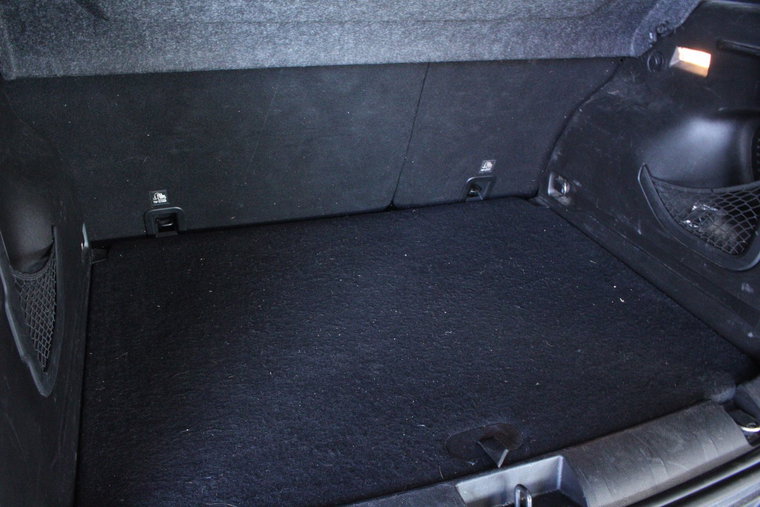 Vehicle Image 23