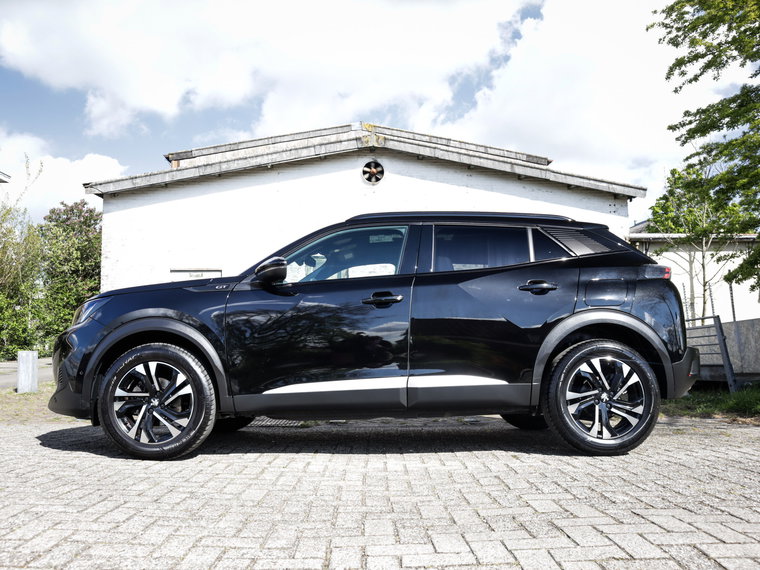 Vehicle Image 38