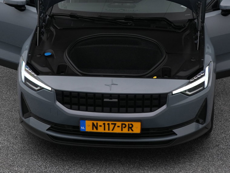 Vehicle Image 32