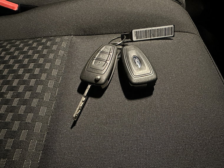 Vehicle Image 19