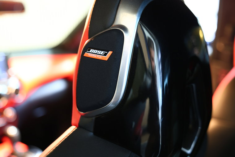 Vehicle Image 12