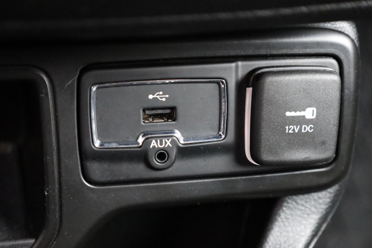 Vehicle Image 18