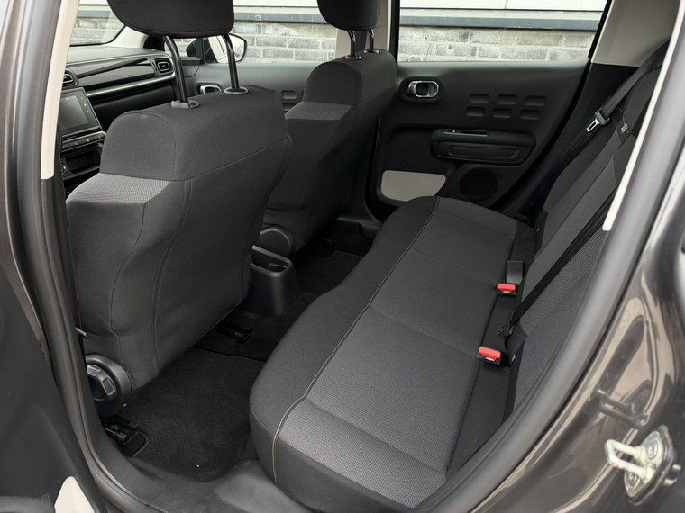 Vehicle Image 23