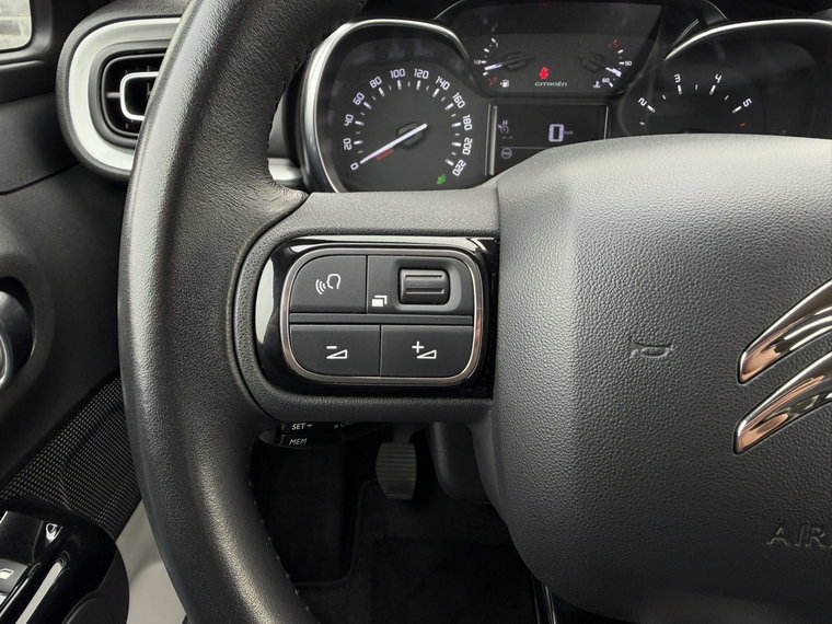 Vehicle Image 37