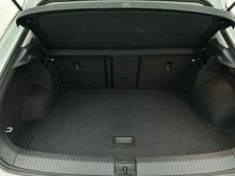 Vehicle Image 28