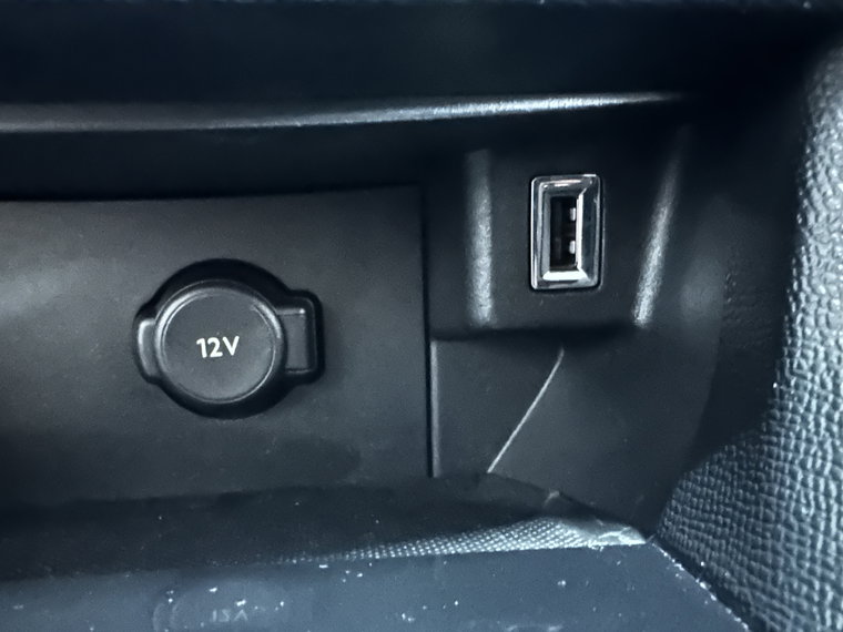 Vehicle Image 26