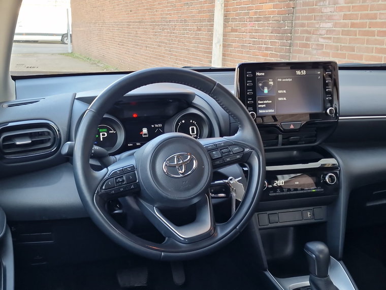 Vehicle Image 13