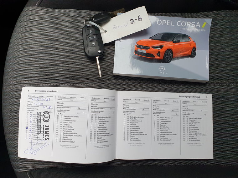 Vehicle Image 13