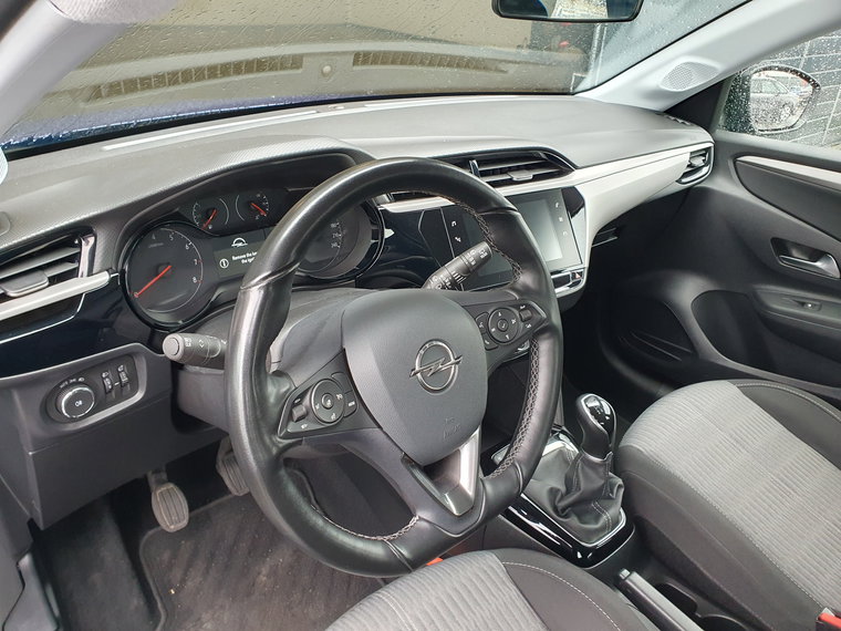 Vehicle Image 39
