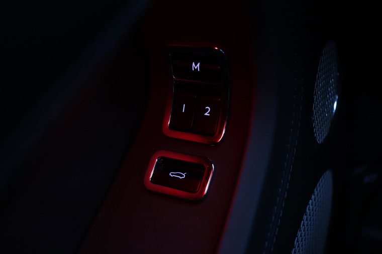 Vehicle Image 40