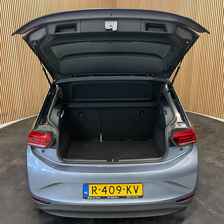 Vehicle Image 29
