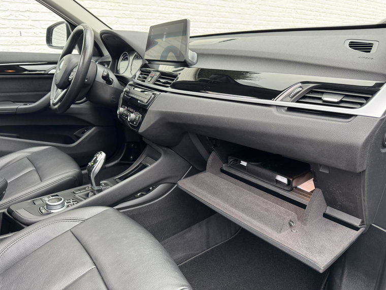 Vehicle Image 38