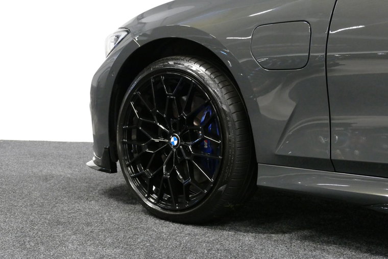 Vehicle Image 41