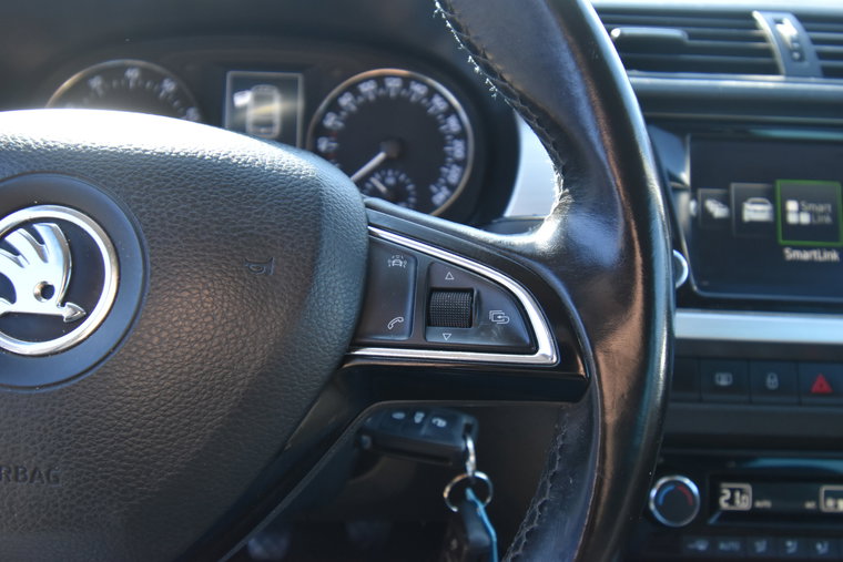 Vehicle Image 33