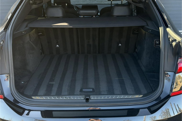 Vehicle Image 37