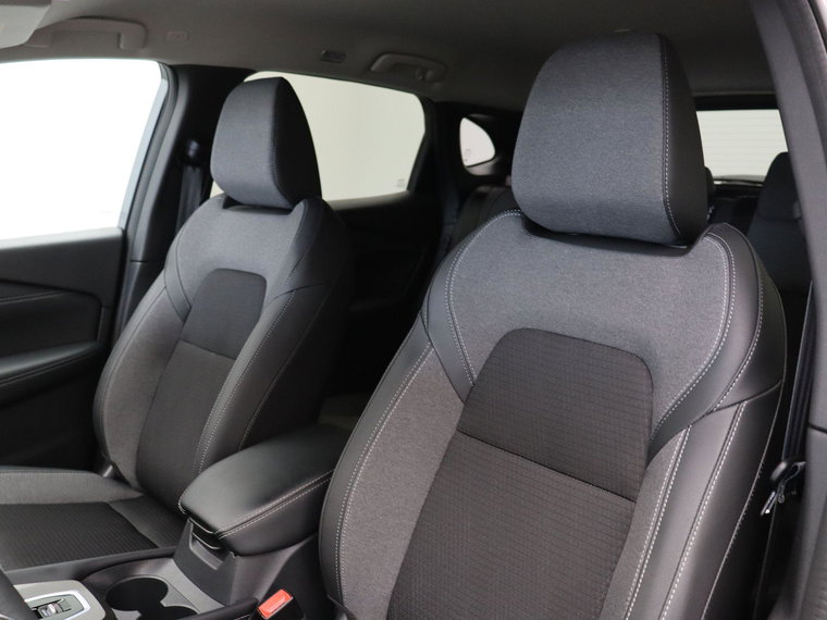 Vehicle Image 42