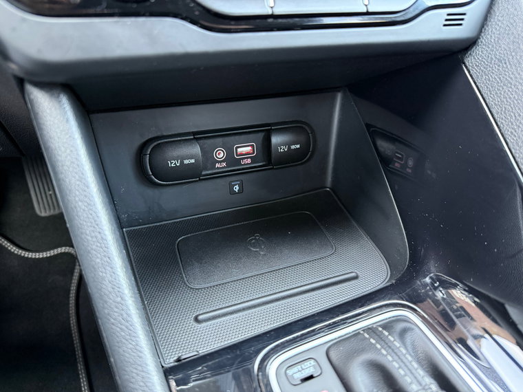 Vehicle Image 36