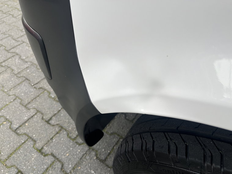 Vehicle Image 40
