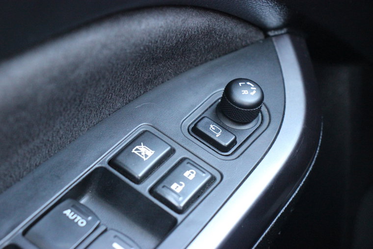 Vehicle Image 30