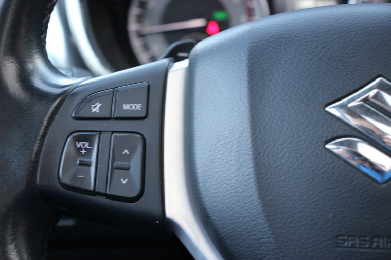 Vehicle Image 32