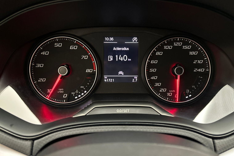 Vehicle Image 19