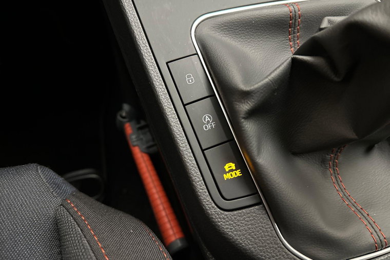 Vehicle Image 24