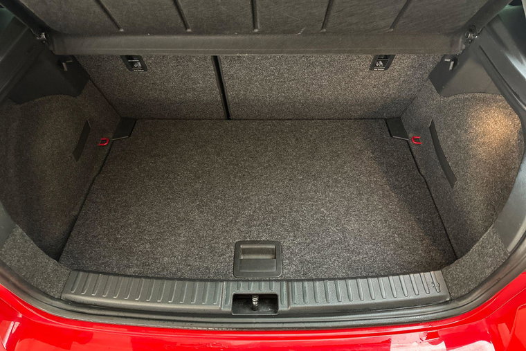 Vehicle Image 25