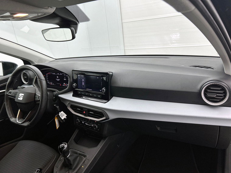 Vehicle Image 17