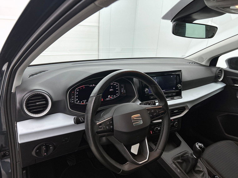 Vehicle Image 18
