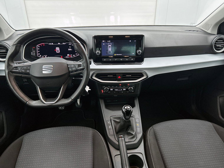 Vehicle Image 19