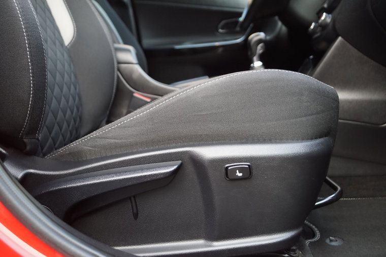 Vehicle Image 28