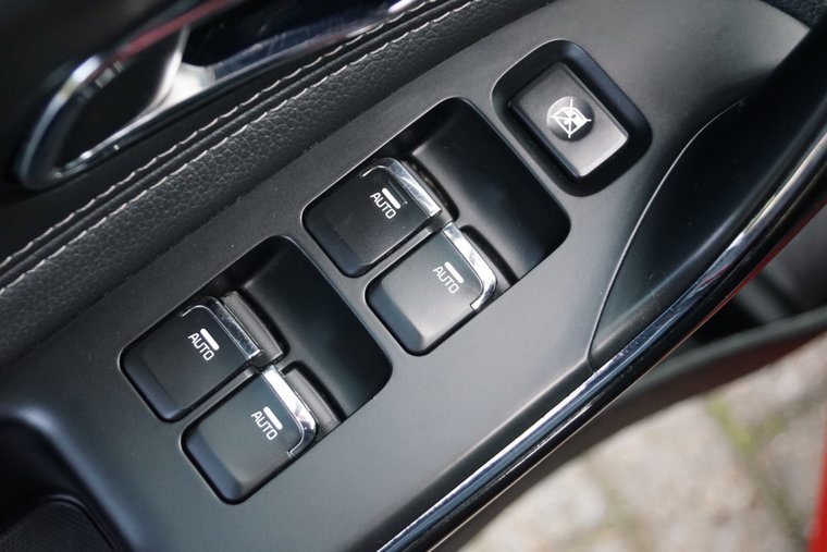 Vehicle Image 36