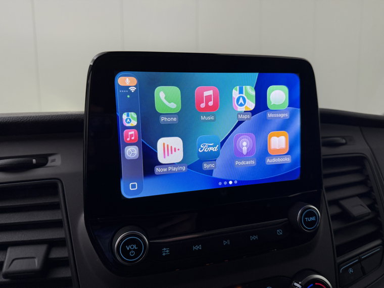 Vehicle Image 19