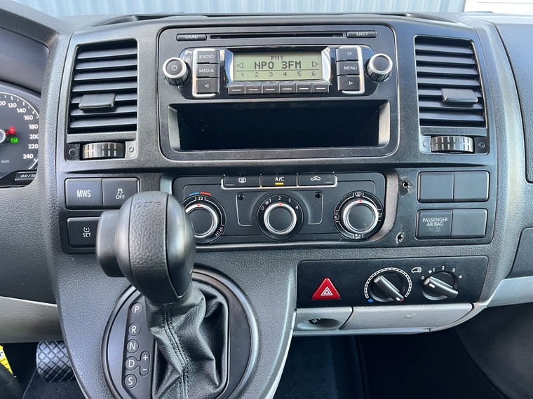 Vehicle Image 34