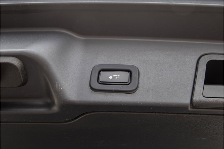 Vehicle Image 26