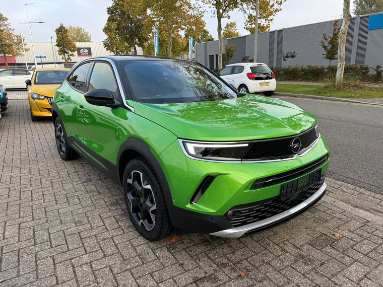 Vehicle Image 5