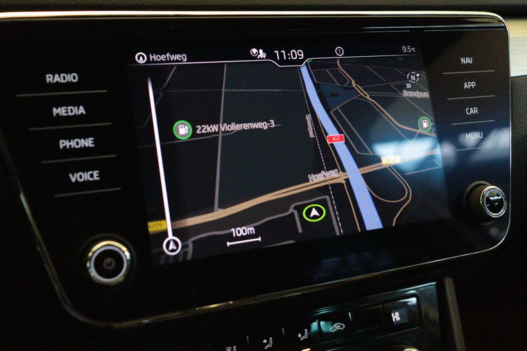 Vehicle Image 8