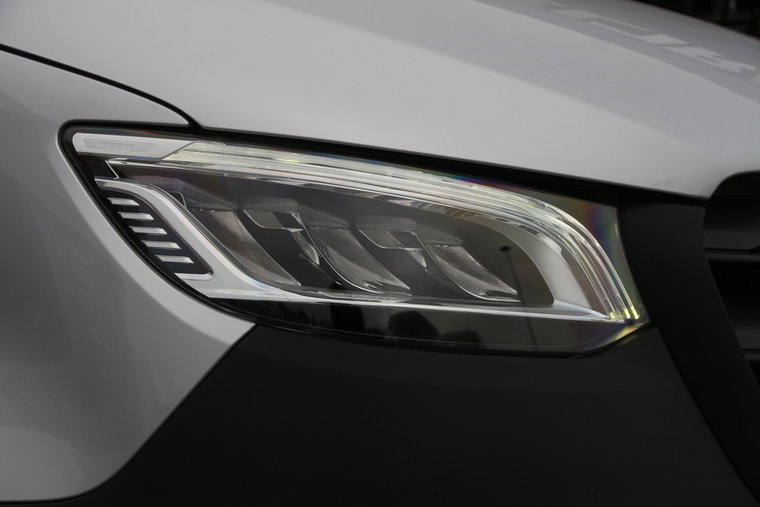 Vehicle Image 20
