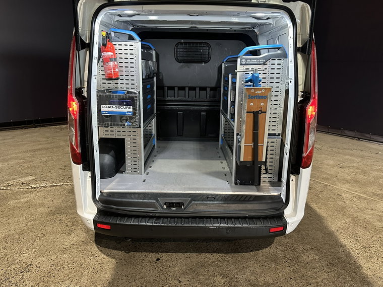 Vehicle Image 14