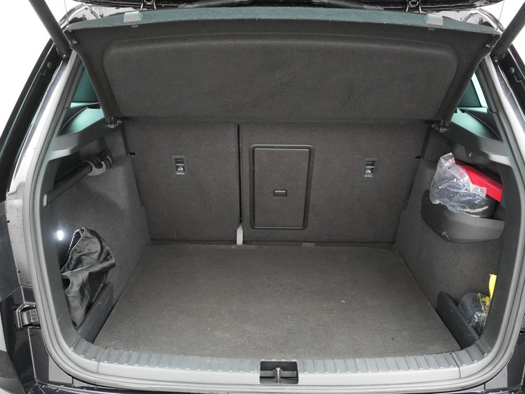 Vehicle Image 26