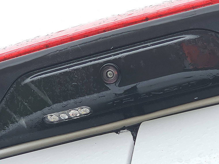 Vehicle Image 17