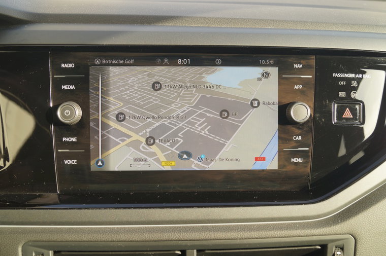 Vehicle Image 16