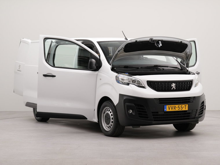 Vehicle Image 43
