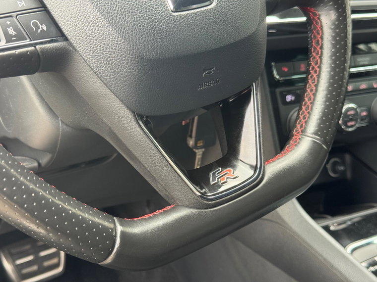 Vehicle Image 17