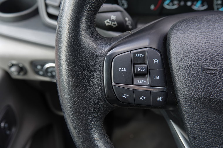 Vehicle Image 17