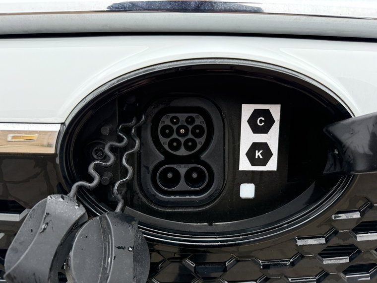 Vehicle Image 19