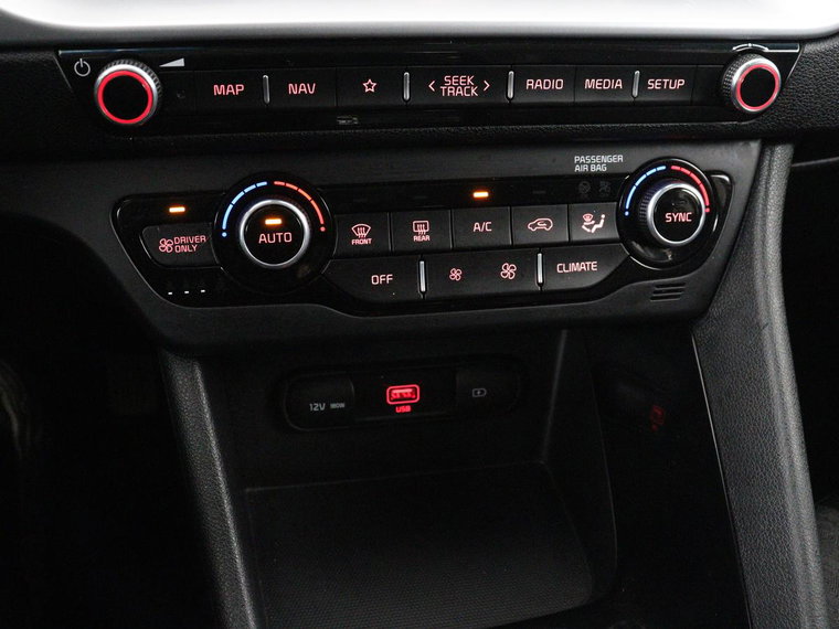 Vehicle Image 27