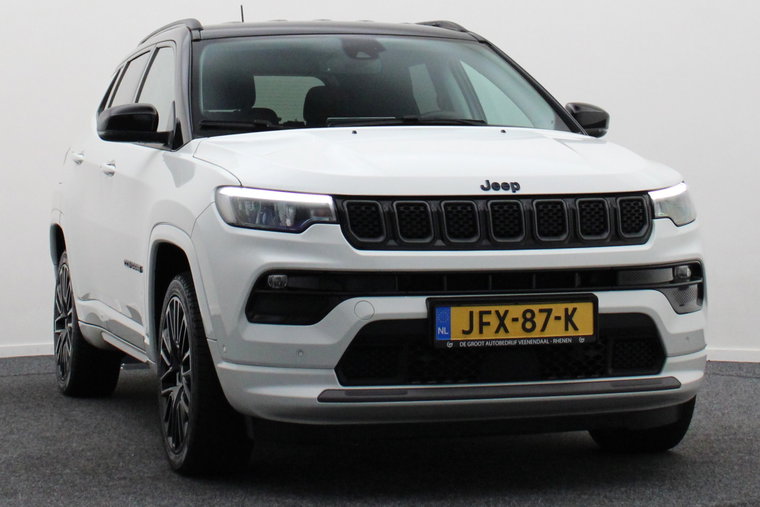Vehicle Image 23