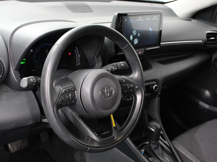 Vehicle Image 10