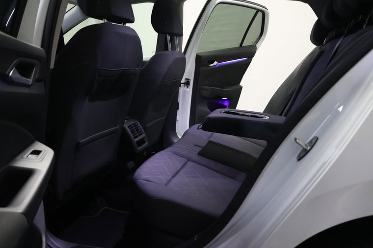 Vehicle Image 31